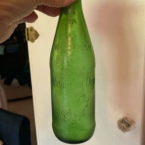 Rare Mountain Dew Glass Bottle Hillbilly Glass Bottle "It'll Tickle" 10oz